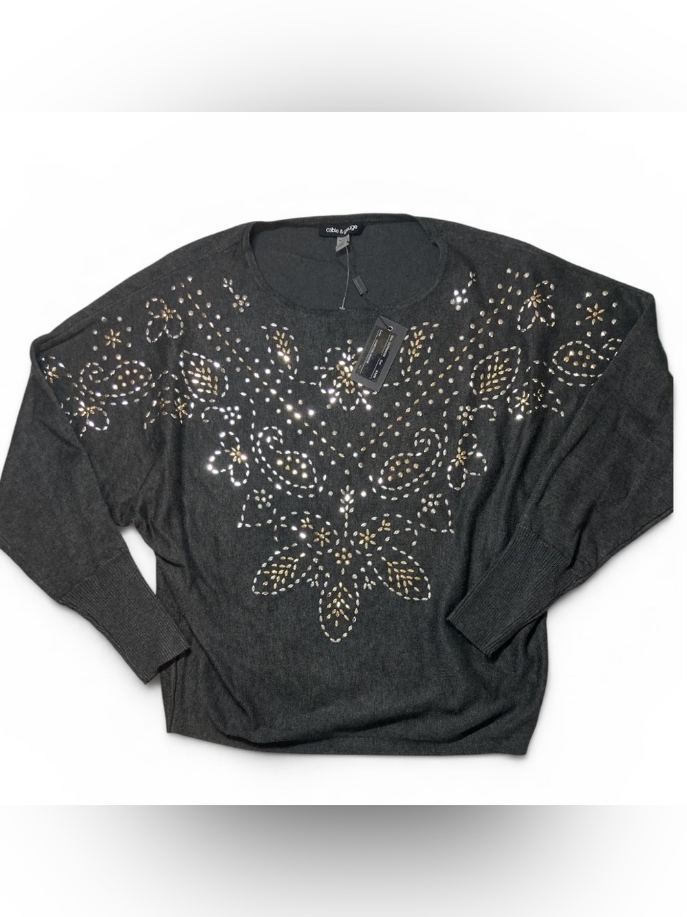 Cable & Gauge Sweater Top Women's Medium Gray with Gems Floral Design New